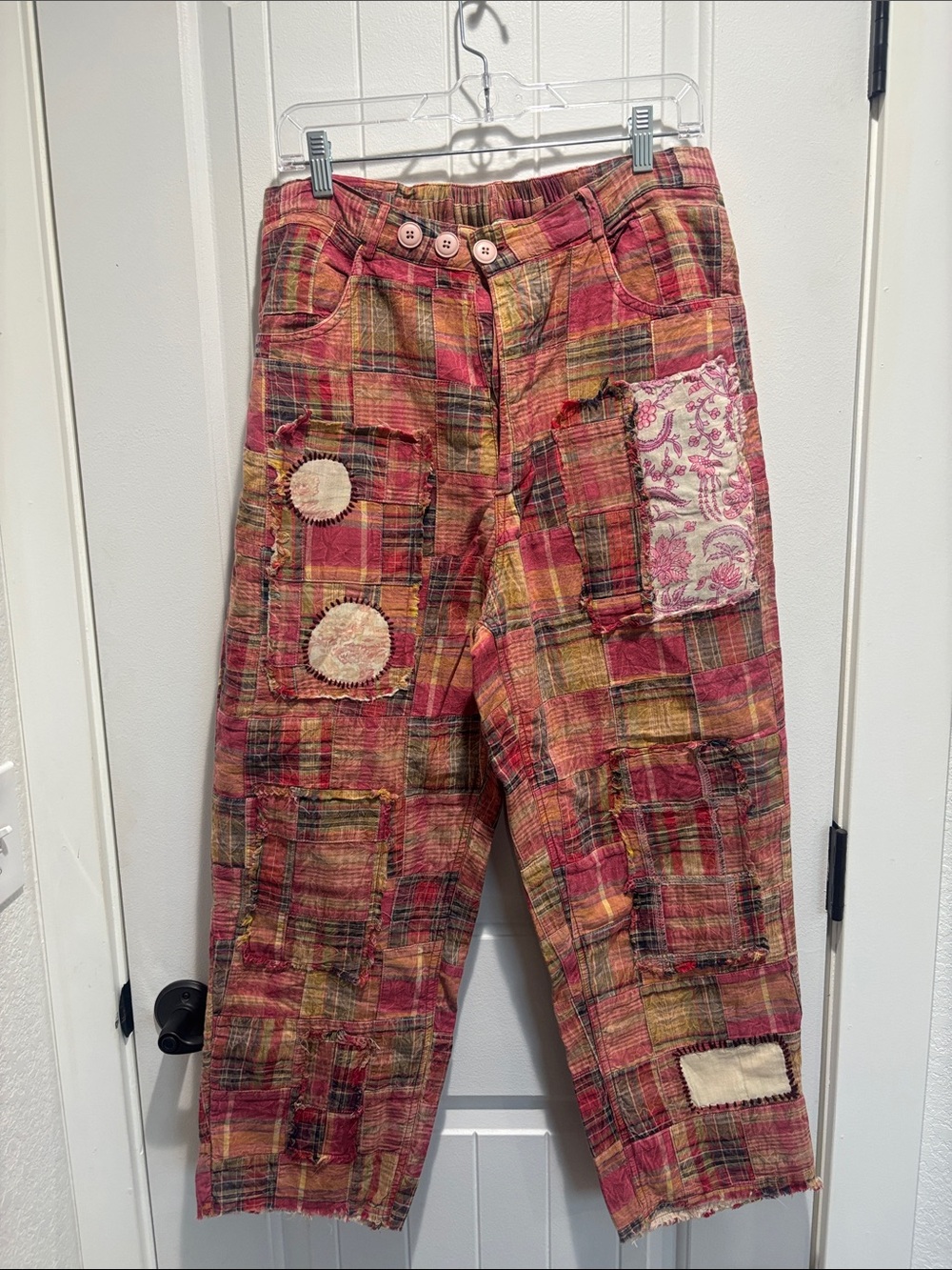 WOMEN'S CROPPED PLAID PATCHWORK PANTS - MULTI